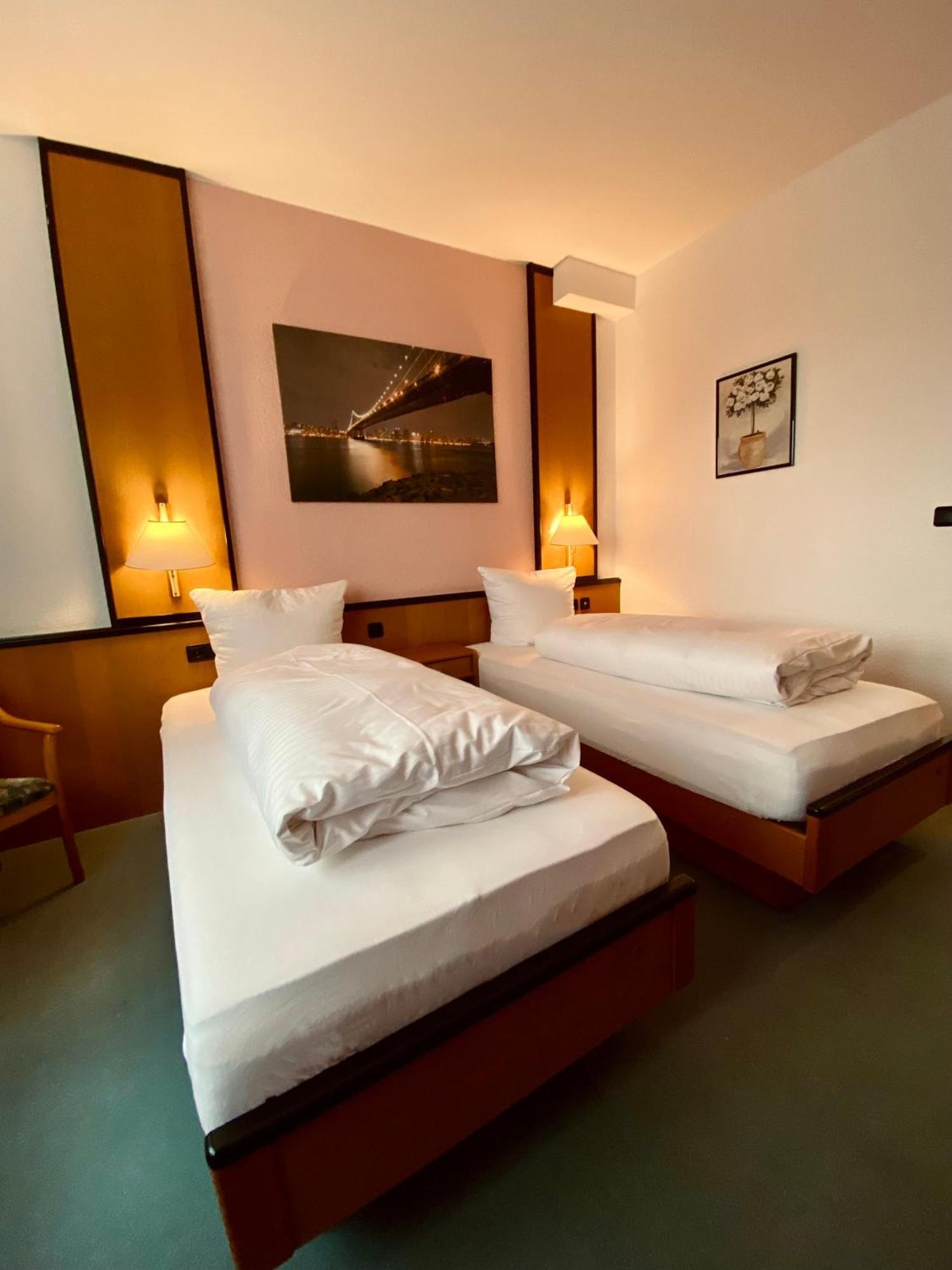 E&D Hotel 로트가우 외부 사진