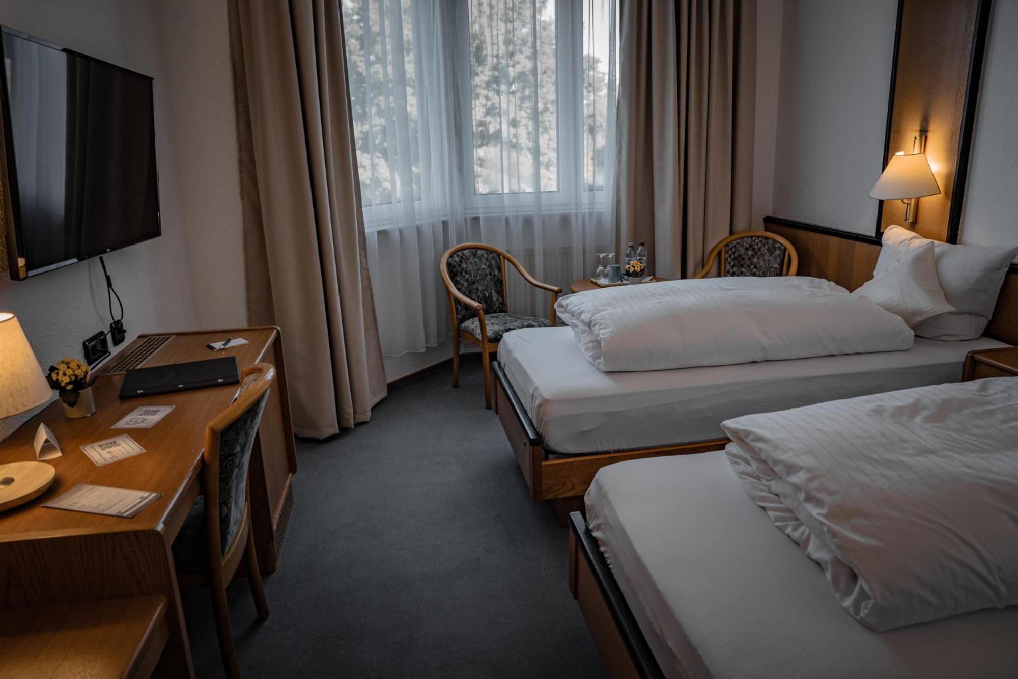E&D Hotel 로트가우 외부 사진