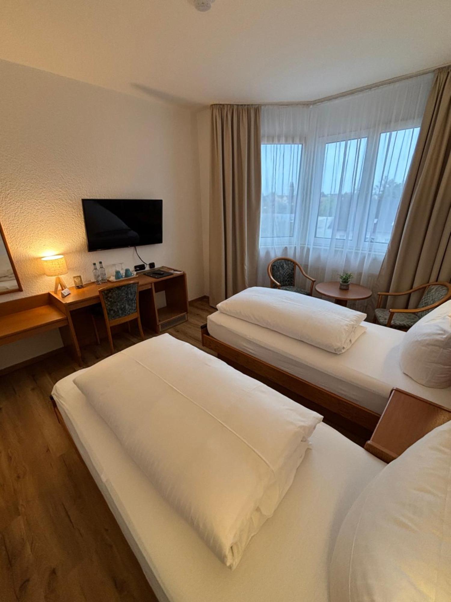 E&D Hotel 로트가우 외부 사진